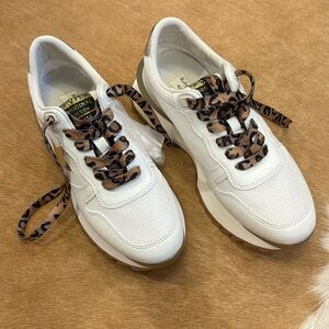 Vintage Havana White Sneakers with Leopard Print Laces